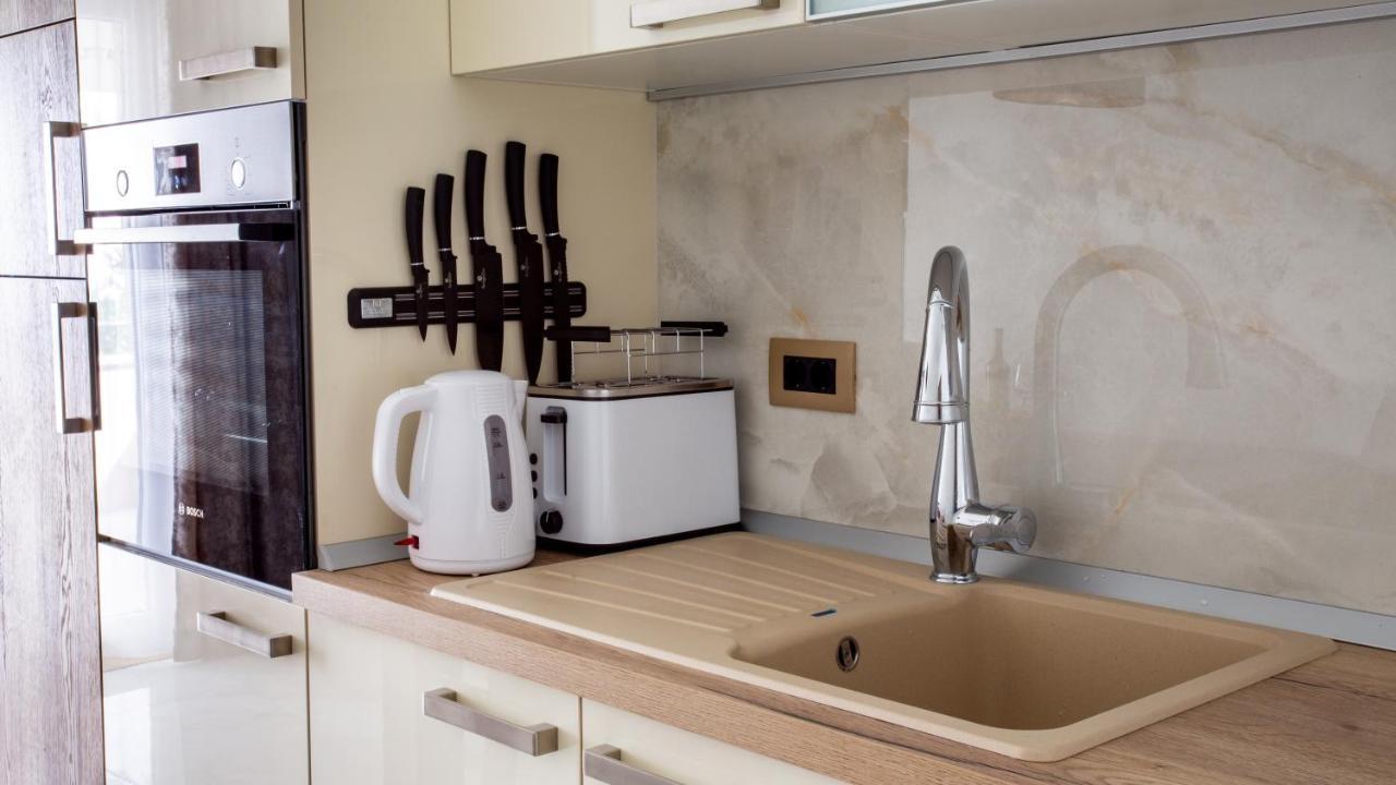 Rooms & Apartments Toni Stobreč المظهر الخارجي الصورة