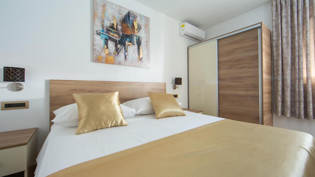 Rooms & Apartments Toni Stobreč المظهر الخارجي الصورة